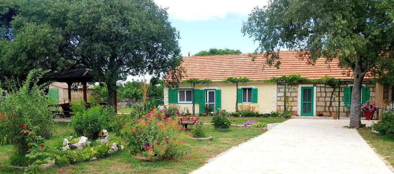 Village House Fafarinka - Close To Krka National Park Konjevrate Exteriér fotografie